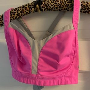 Lululemon tata tamer sports bra